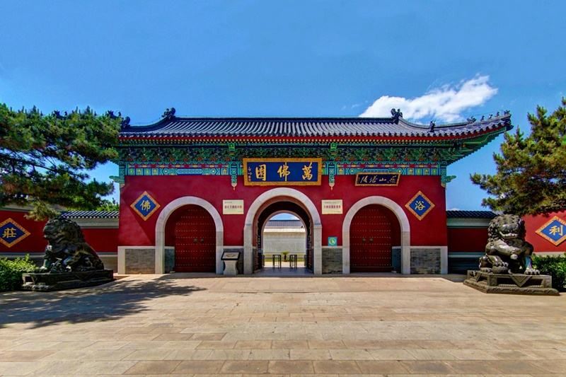 清东陵万佛园的环境及标志性建筑